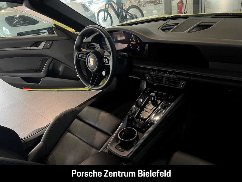 Porsche 992 2024