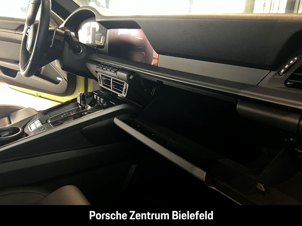 Porsche 992 2024