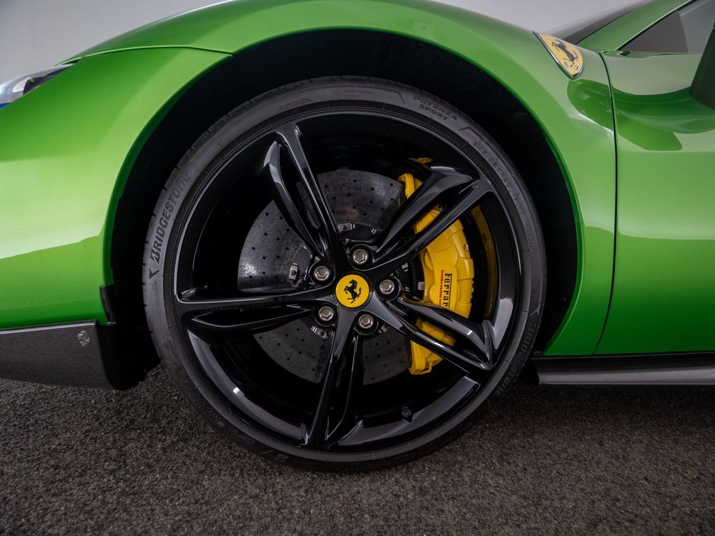 Ferrari 296 GTS 2023