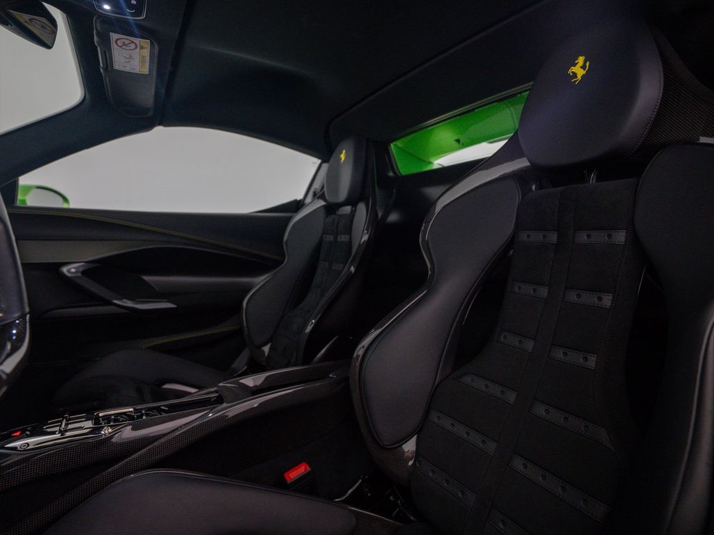 Ferrari 296 GTS 2023