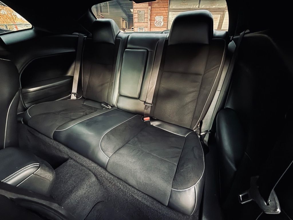 Dodge Challenger 2019