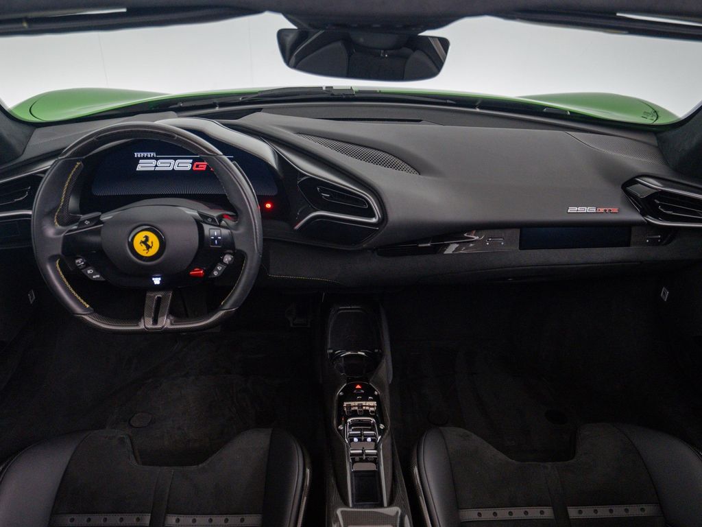 Ferrari 296 GTS 2023