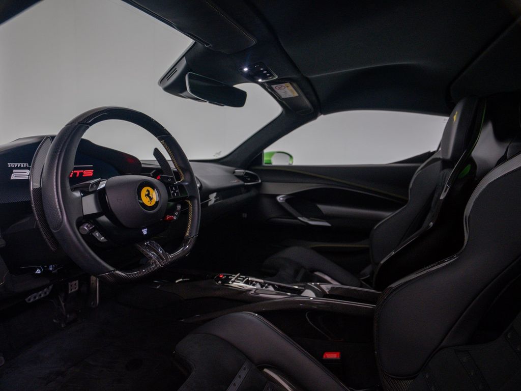 Ferrari 296 GTS 2023