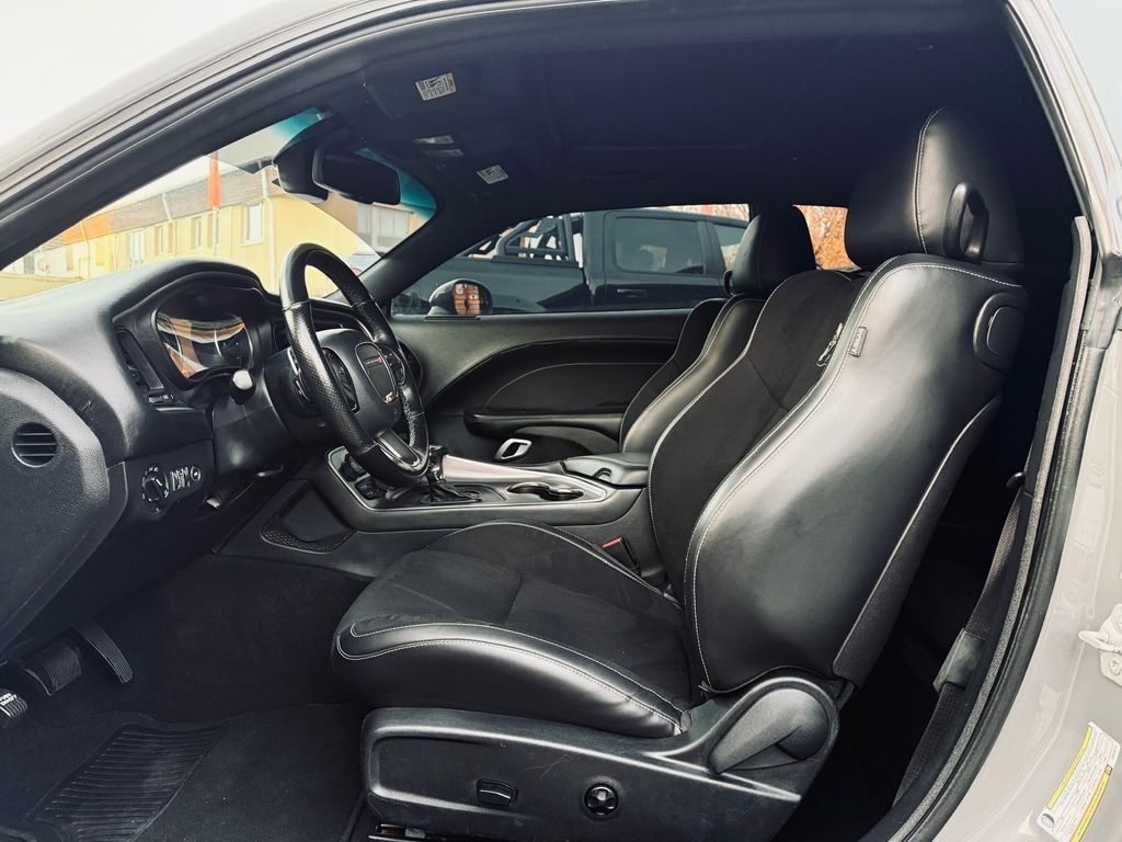 Dodge Challenger 2019