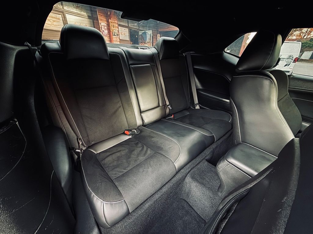 Dodge Challenger 2019