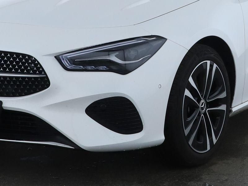 Mercedes-Benz CLA 180 2025