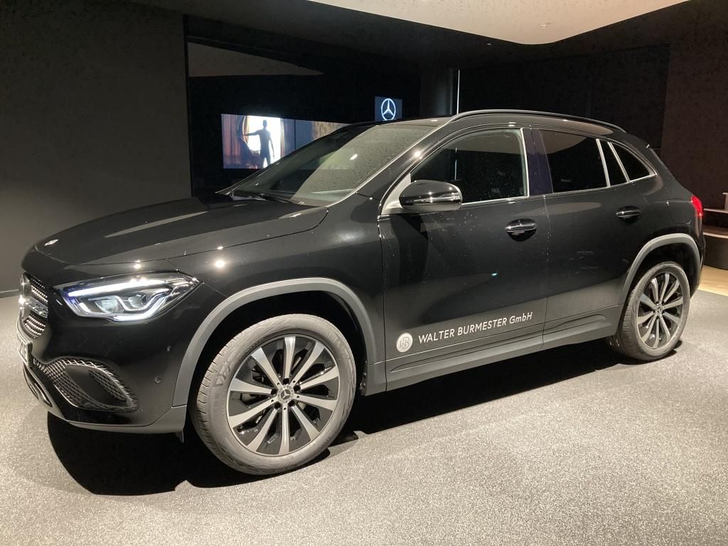 Mercedes-Benz GLA 250 2023
