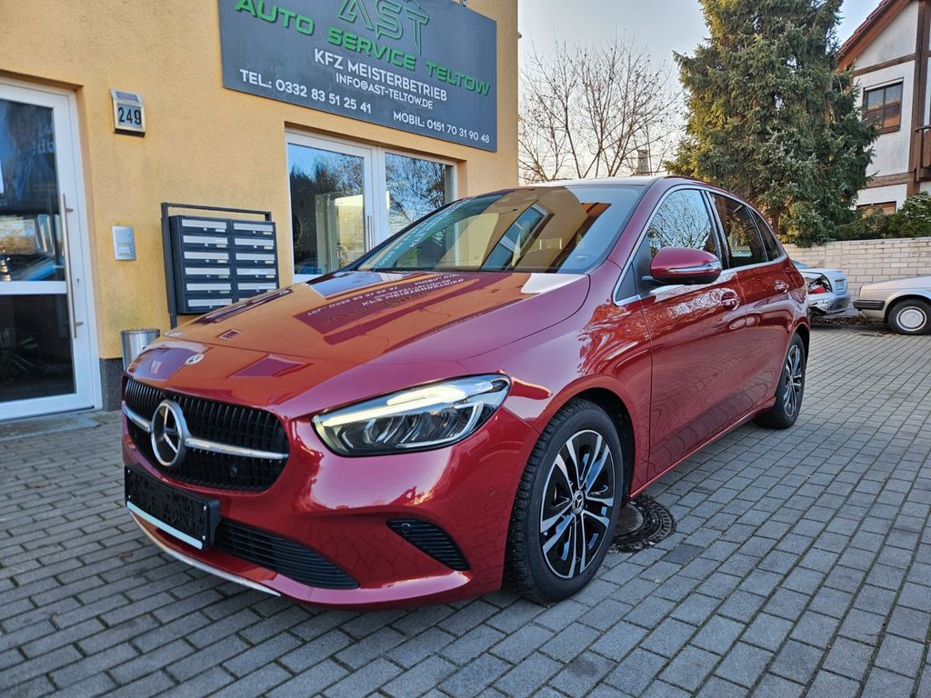 Mercedes-Benz B 180 2023