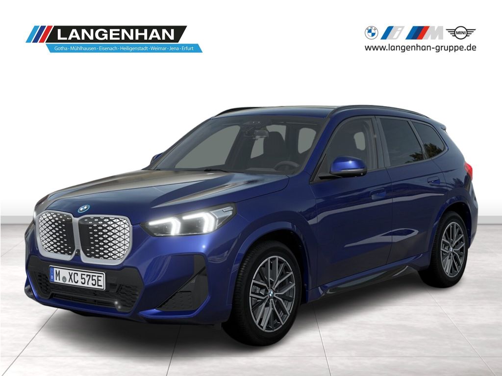 BMW iX1