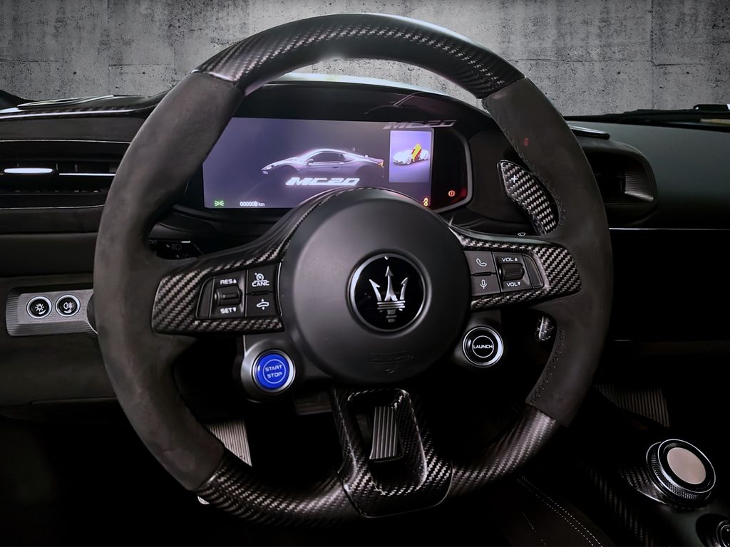 Maserati MC20