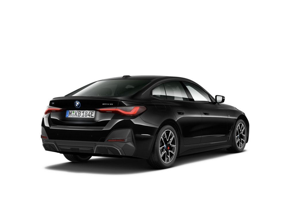 BMW i4 2023