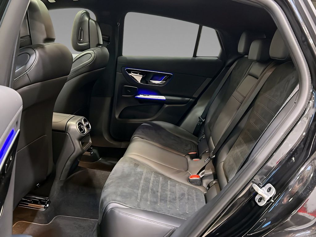Mercedes-Benz GLC 300 2025