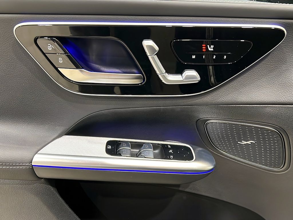 Mercedes-Benz GLC 300 2025