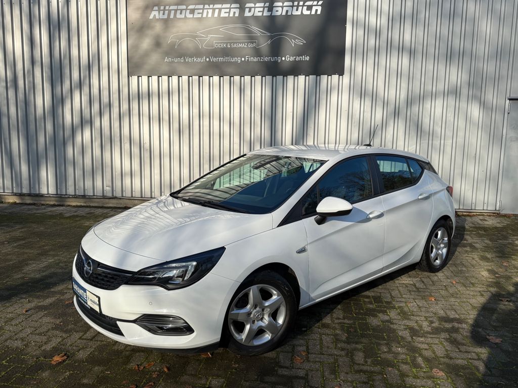 Opel Astra 2021