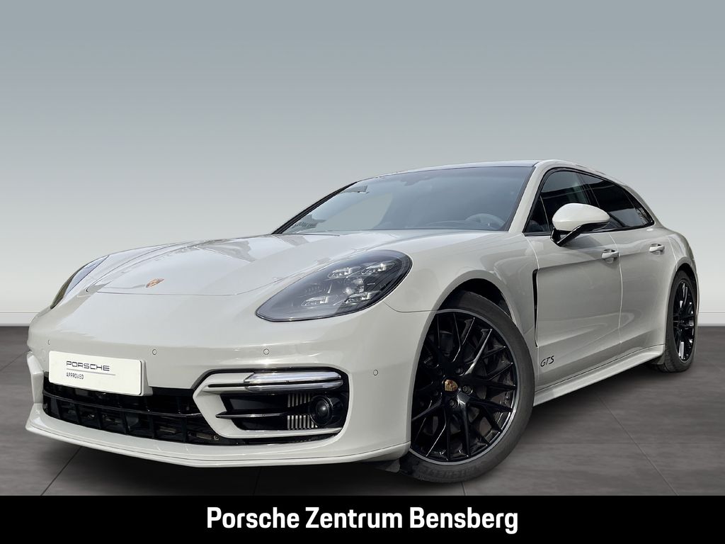 Porsche Panamera 2022