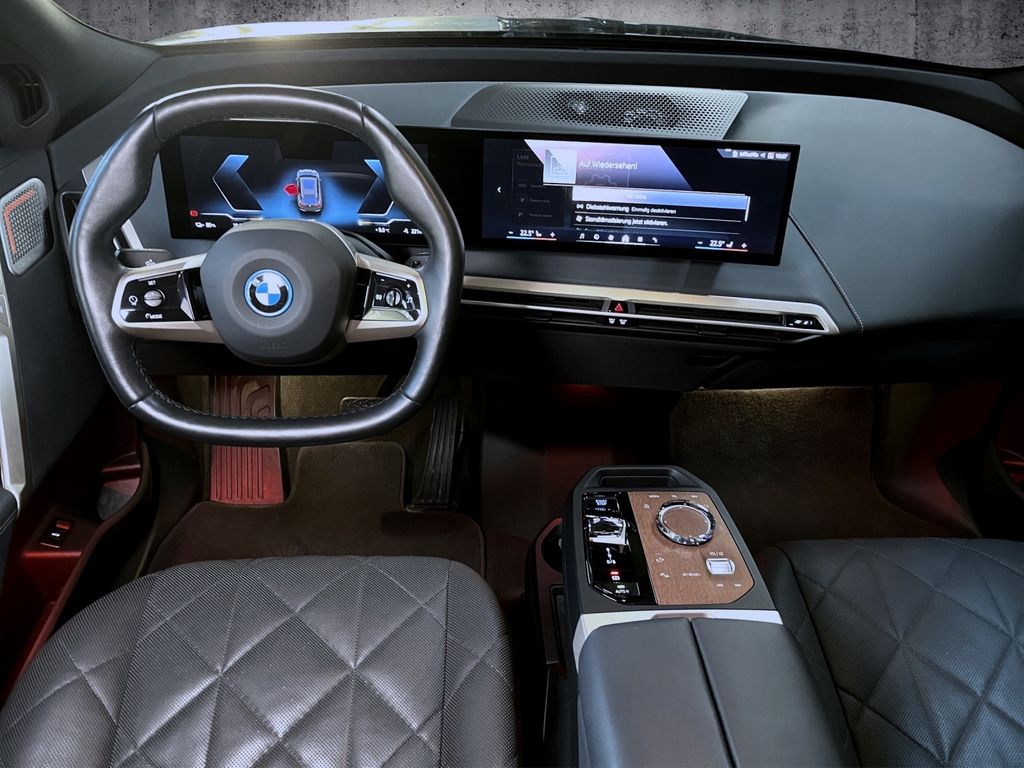 BMW iX 2023