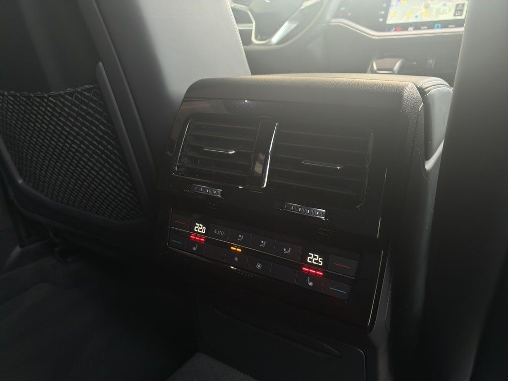 Volkswagen Touareg 2025