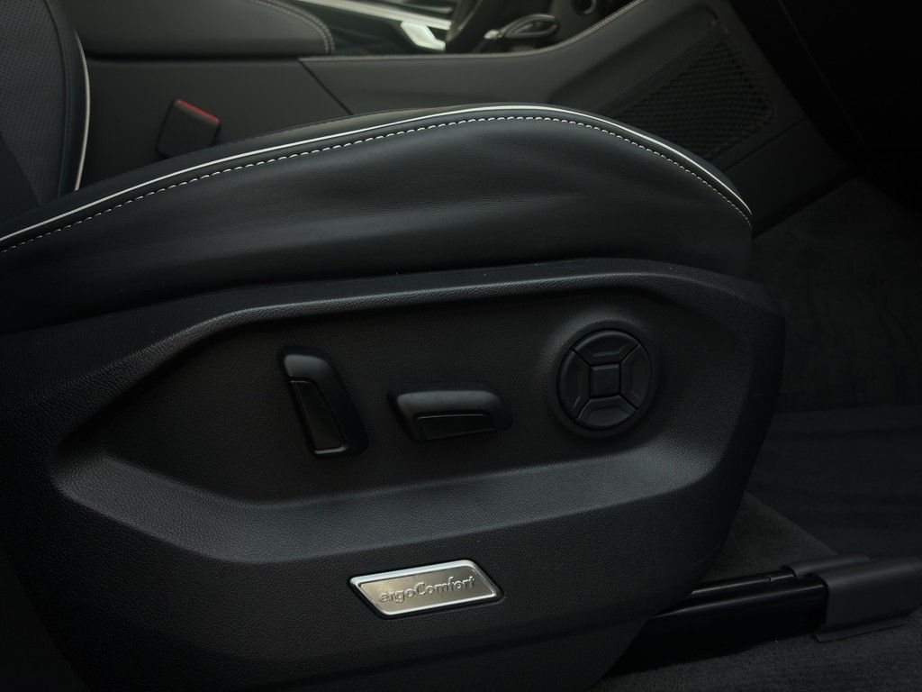 Volkswagen Touareg 2025