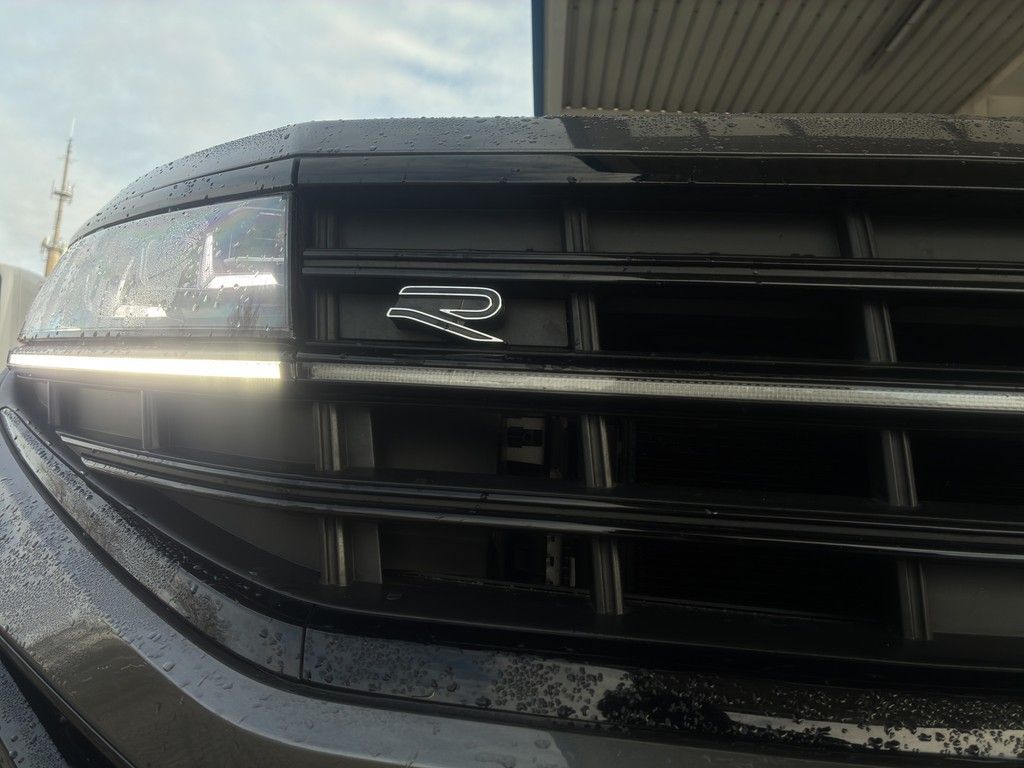 Volkswagen Touareg 2025
