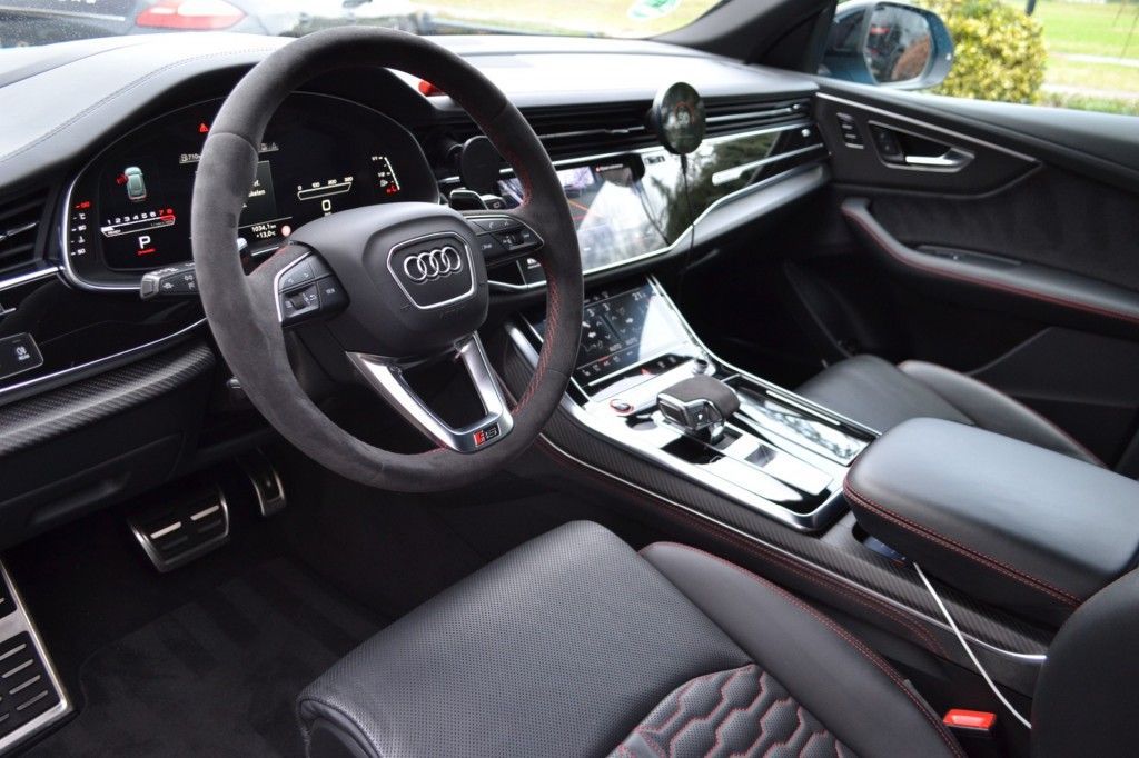 Audi RSQ8 2023