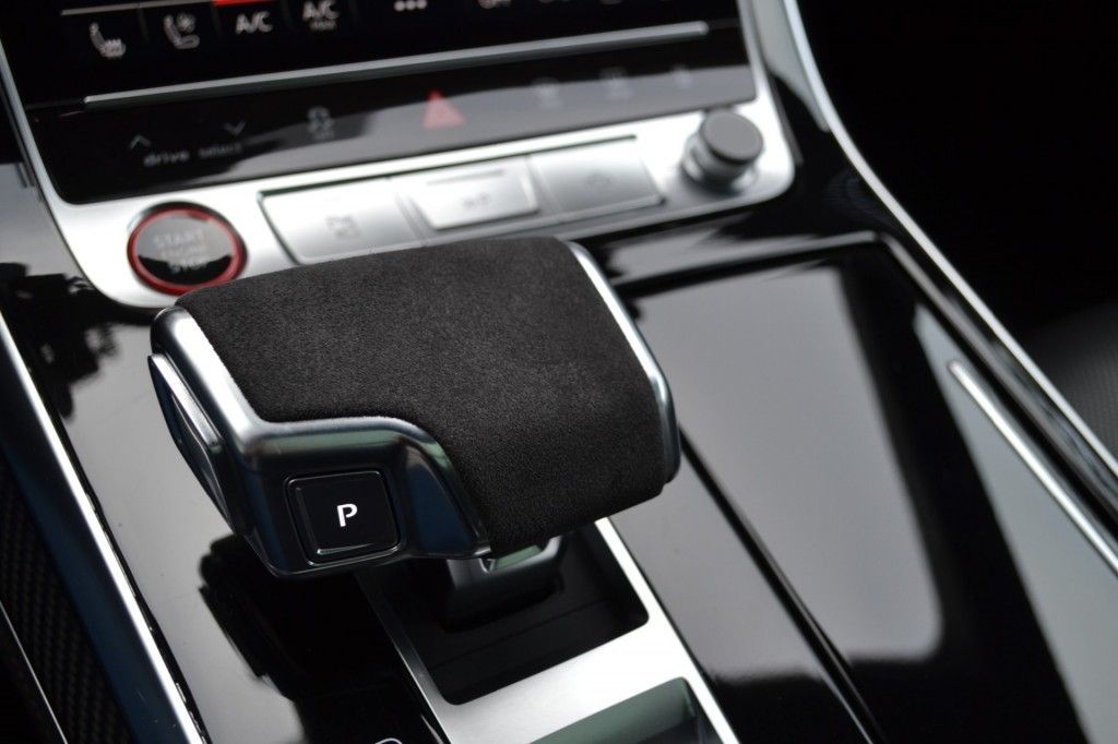 Audi RSQ8 2023