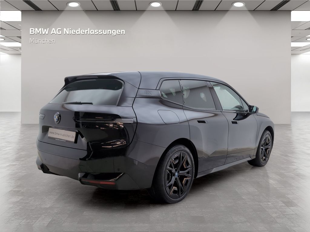 BMW iX 2022