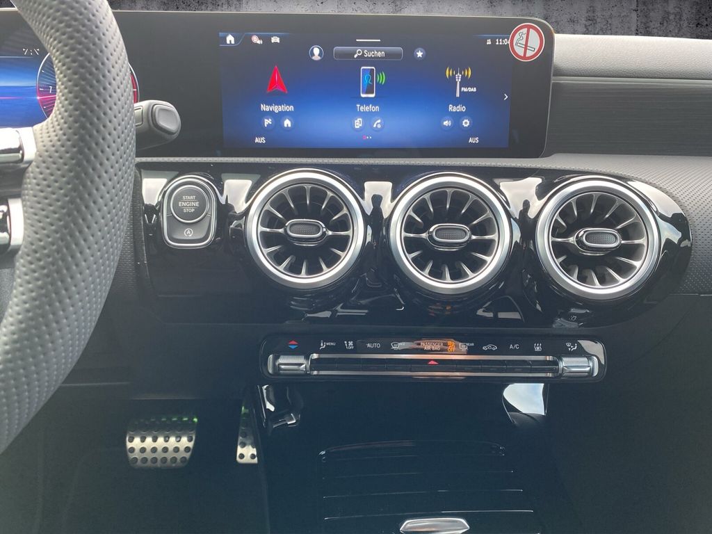 Mercedes-Benz A 200 2025