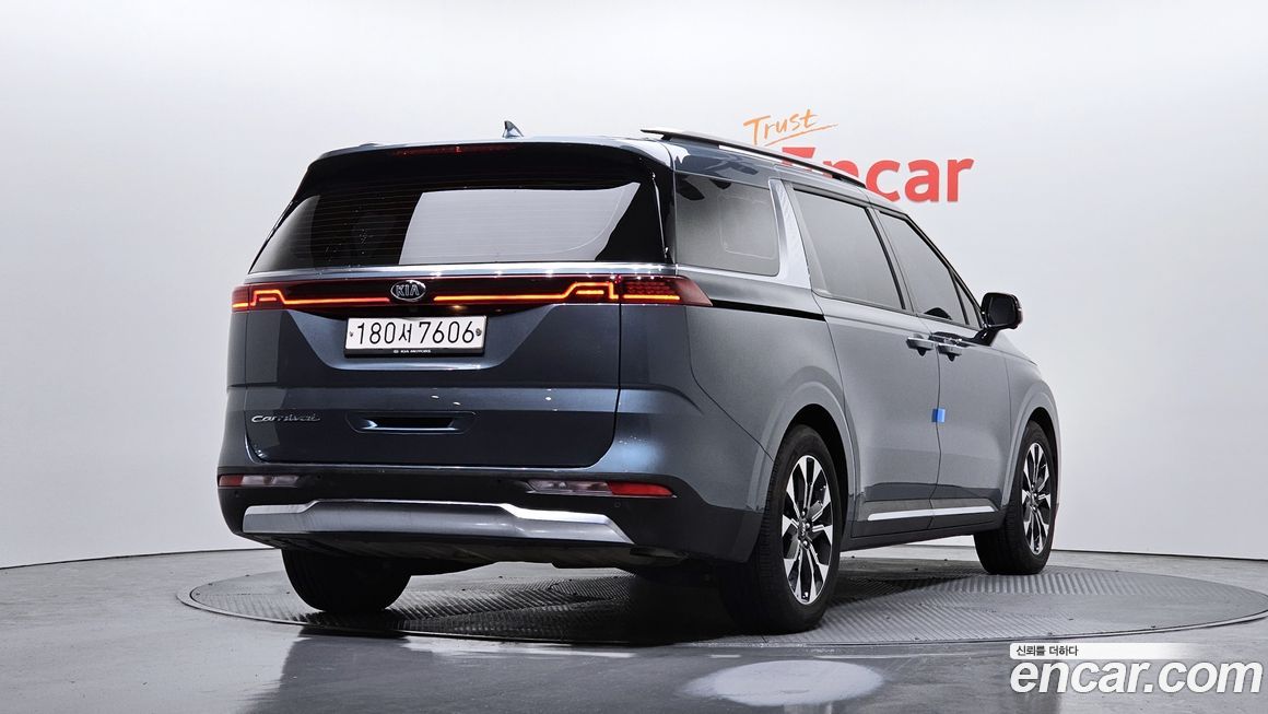 Kia Canival 2021