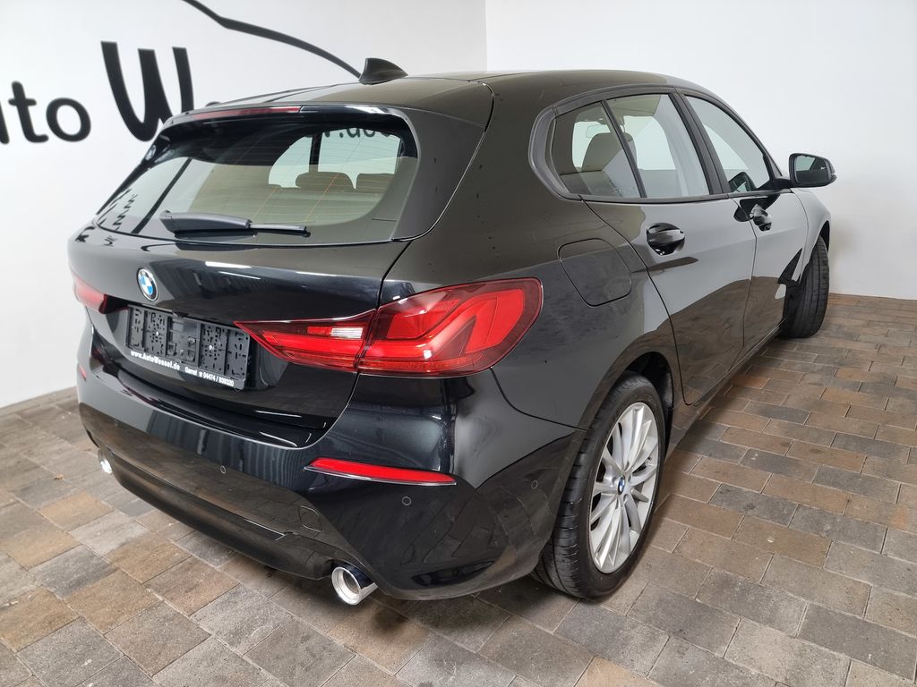 BMW 118 2021