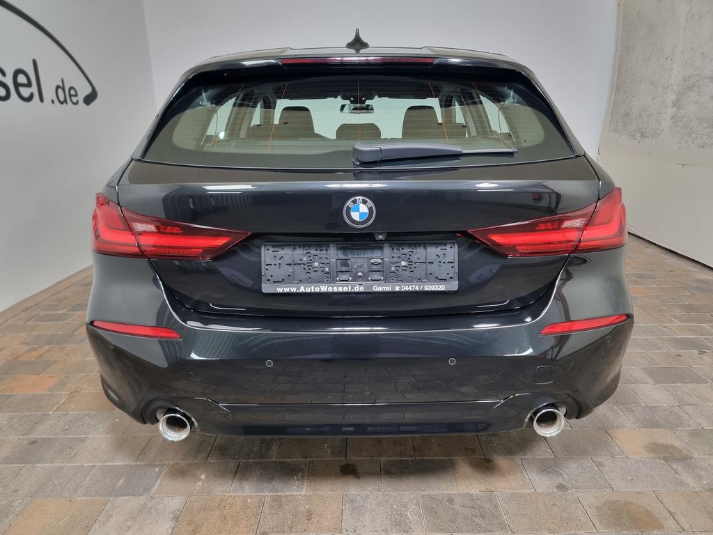 BMW 118 2021