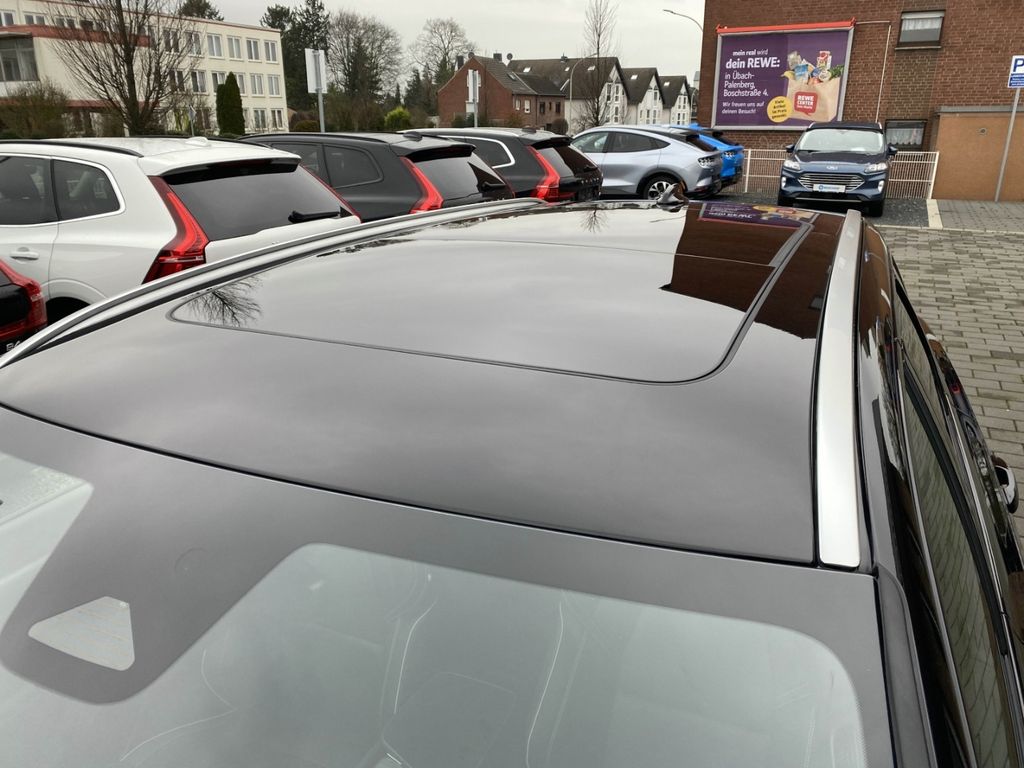 Volvo V90 Cross Country 2024