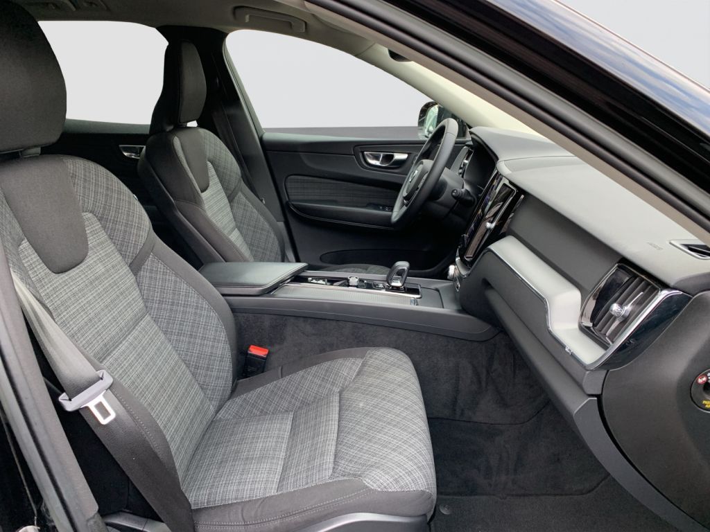 Volvo XC60 2022