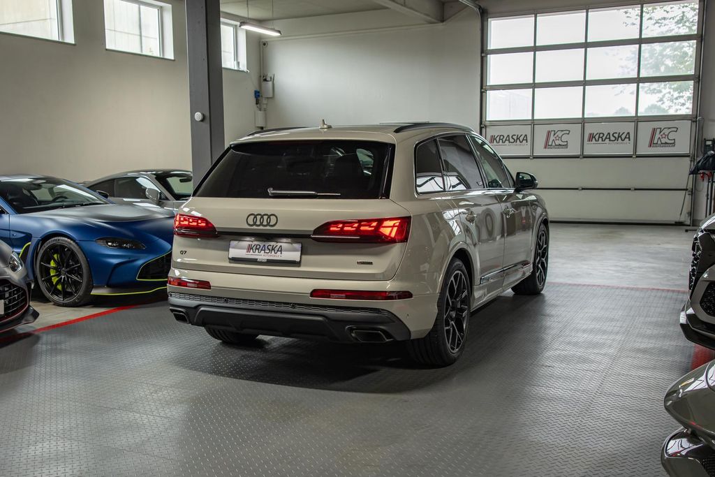 Audi Q7 2025