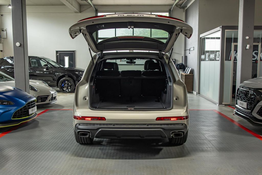 Audi Q7 2025