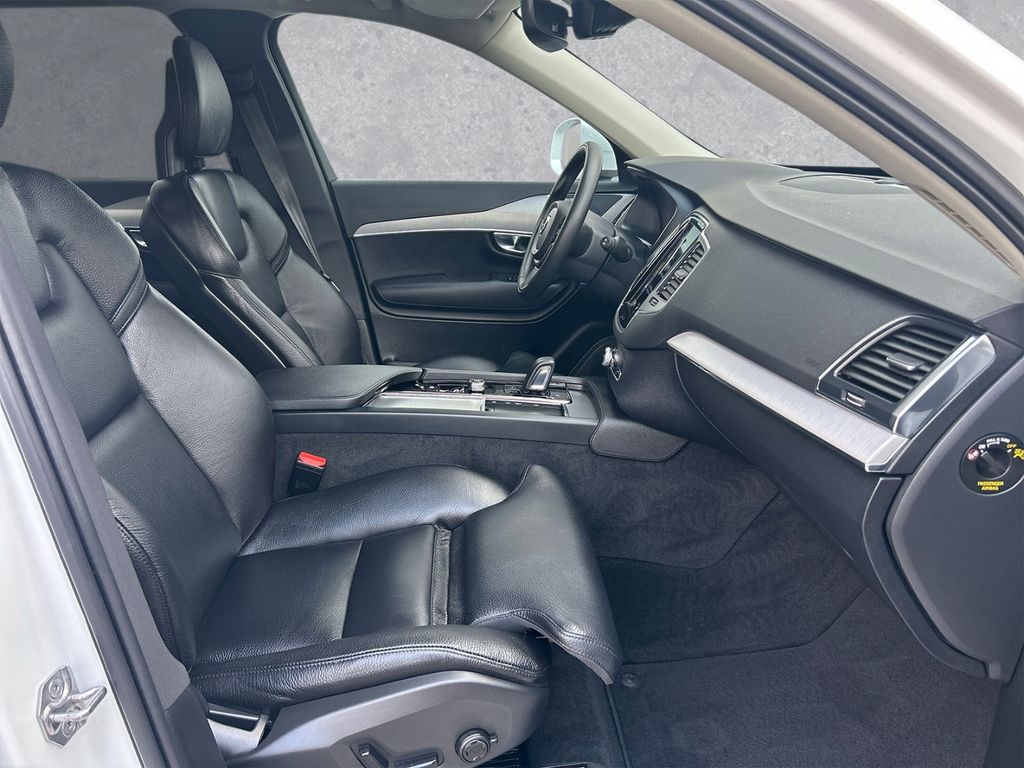 Volvo XC90 2021