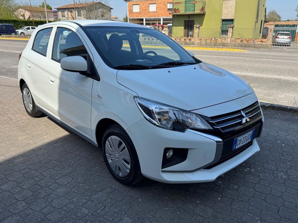Mitsubishi Space Star 2024
