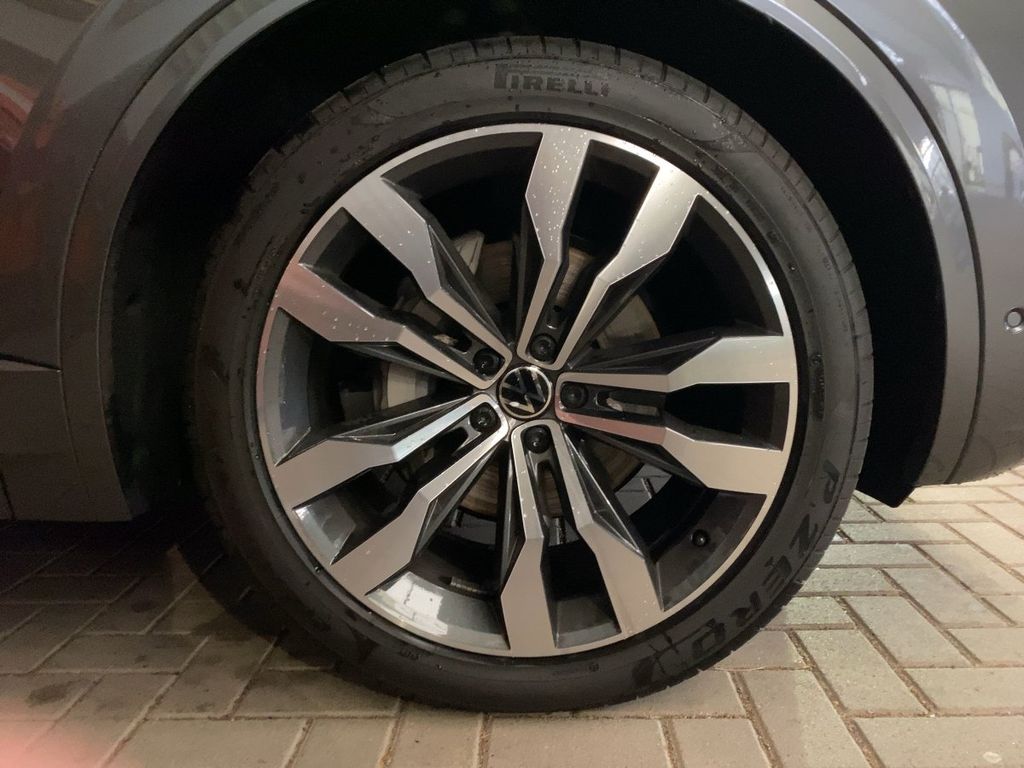 Volkswagen Touareg 2025