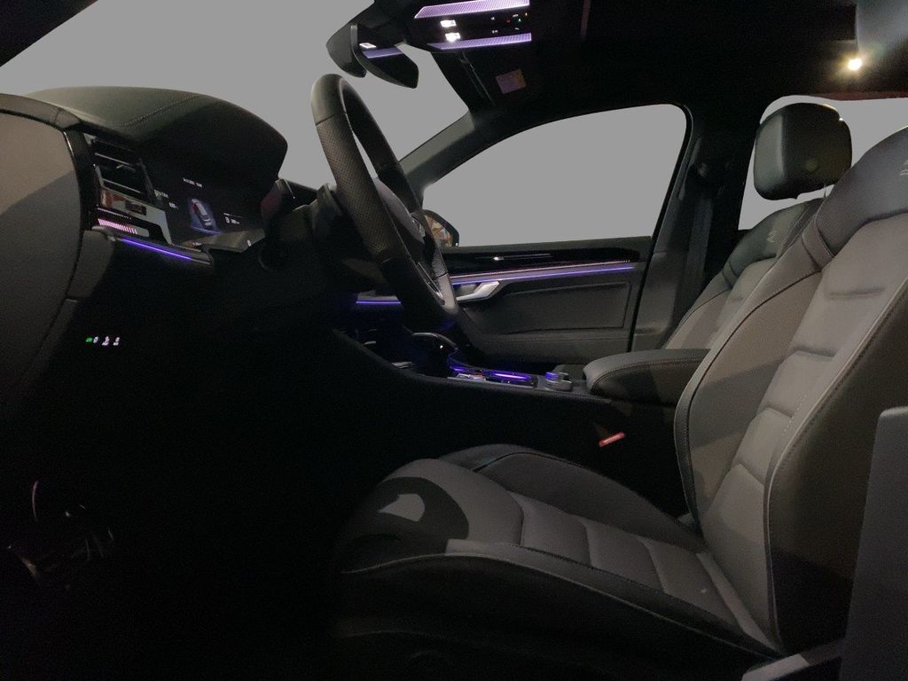 Volkswagen Touareg 2025