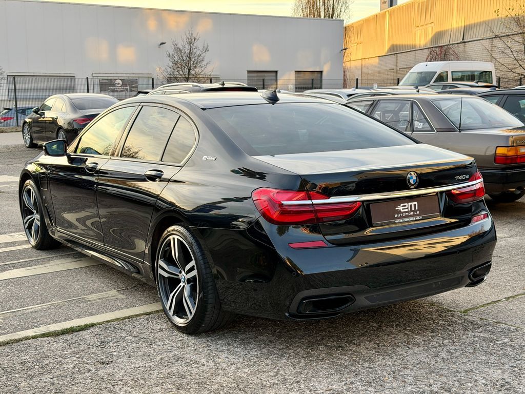 BMW 740 2017