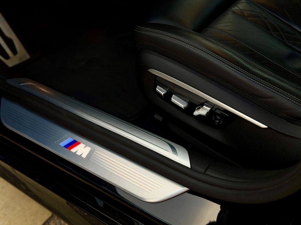 BMW 740 2017