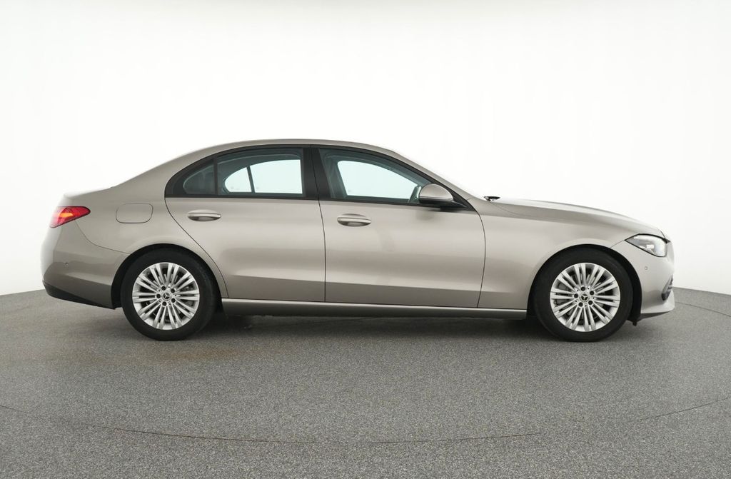 Mercedes-Benz C 200 2023
