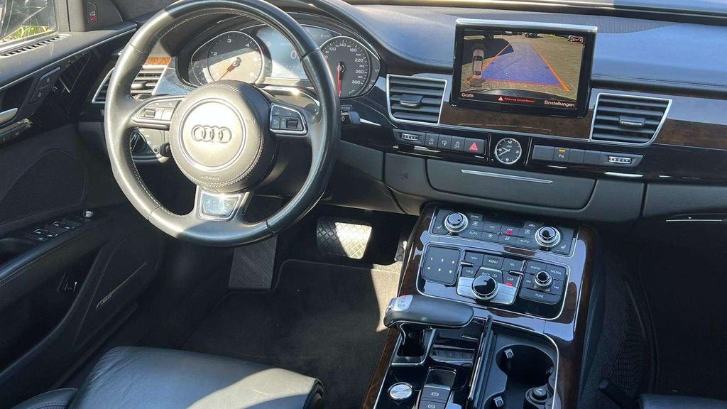 Audi A8 2015