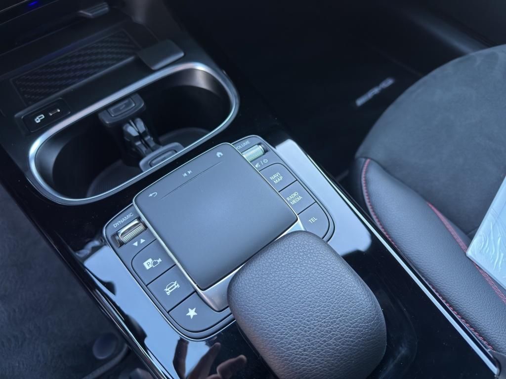 Mercedes-Benz A 200 2021