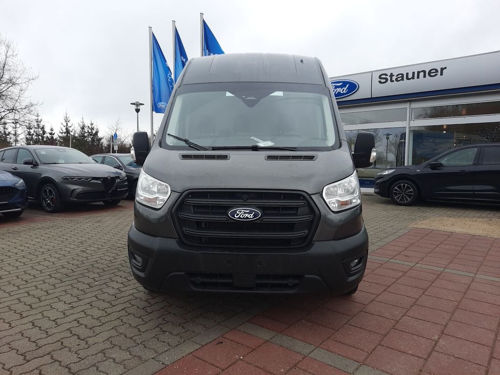 Ford Transit 2024