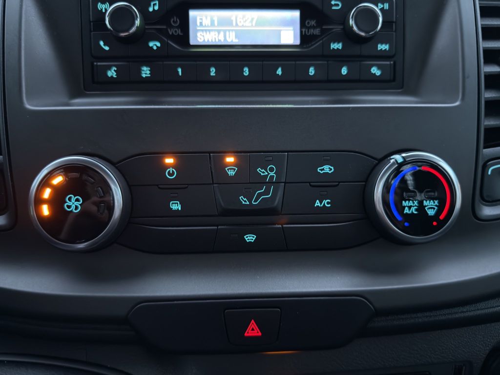 Ford Transit 2023