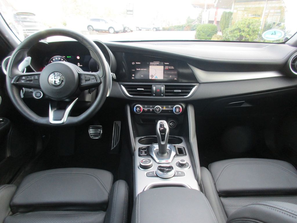Alfa Romeo Giulia 2024