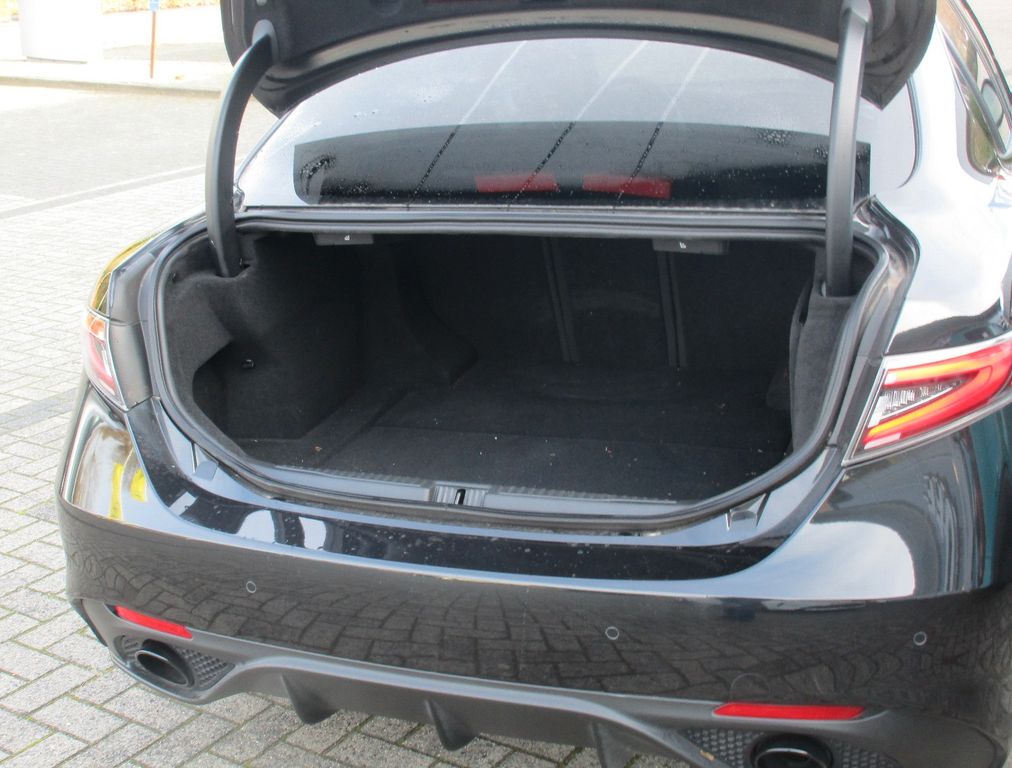 Alfa Romeo Giulia 2024