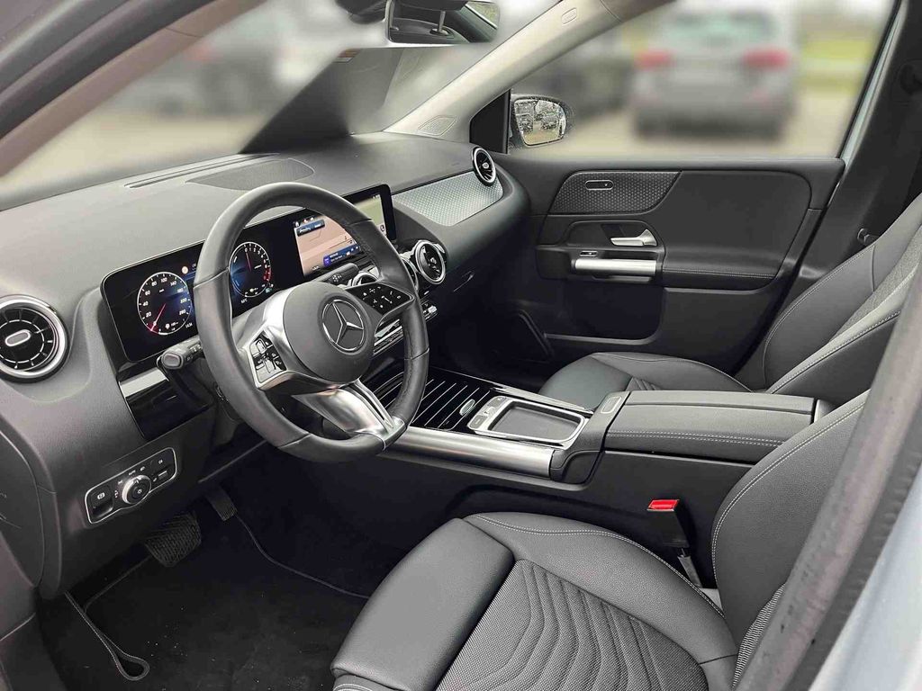 Mercedes-Benz B 250 2024