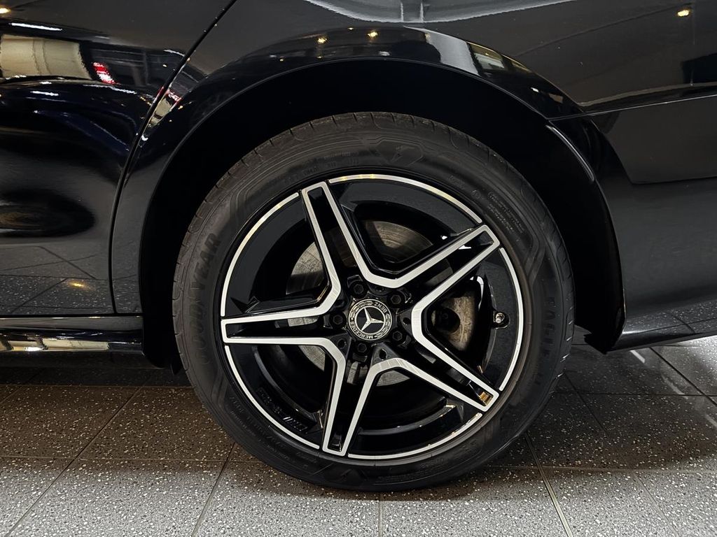 Mercedes-Benz E 300 2023