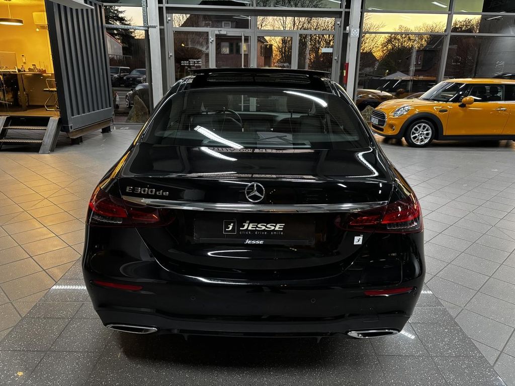 Mercedes-Benz E 300 2023